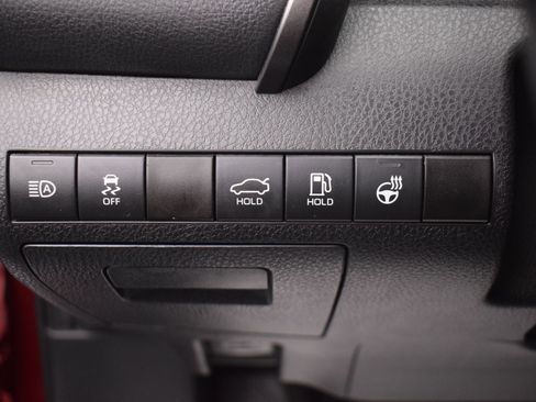 Used 2021 Toyota Camry XLE w/ Cold Weather Package image 15