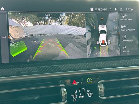 Certified 2024 BMW X4 M40i w/ Premium Package image 14