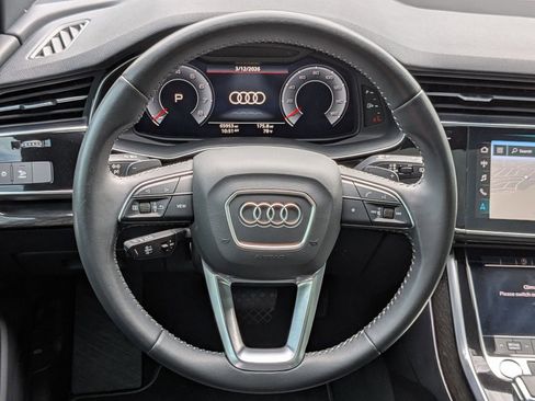 Used 2020 Audi Q8 Premium Plus AWD/4WD image 32