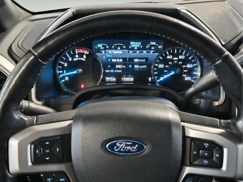 Used 2022 Ford F450 Lariat w/ Lariat Value Package AWD/4WD image 18