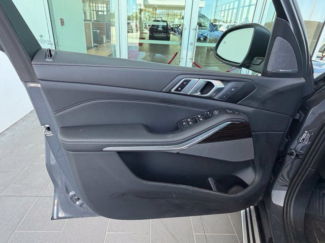 Certified 2024 BMW X5 sDrive40i w/ Premium Package RWD image 24