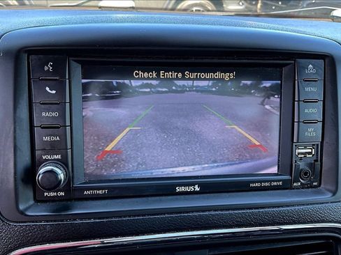 Used 2019 Dodge Grand Caravan SXT FWD image 14