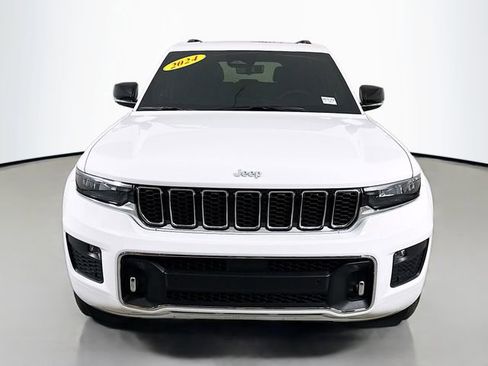 Used 2024 Jeep Grand Cherokee Overland w/ Luxury Tech Group IV image 2