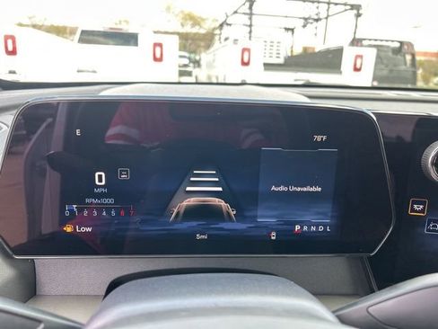 New 2026 Chevrolet Traverse LT w/ Sun and Wheel Package FWD image 21