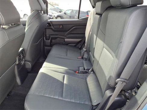 Certified 2025 Toyota 4Runner TRD Off-Road Premium image 6