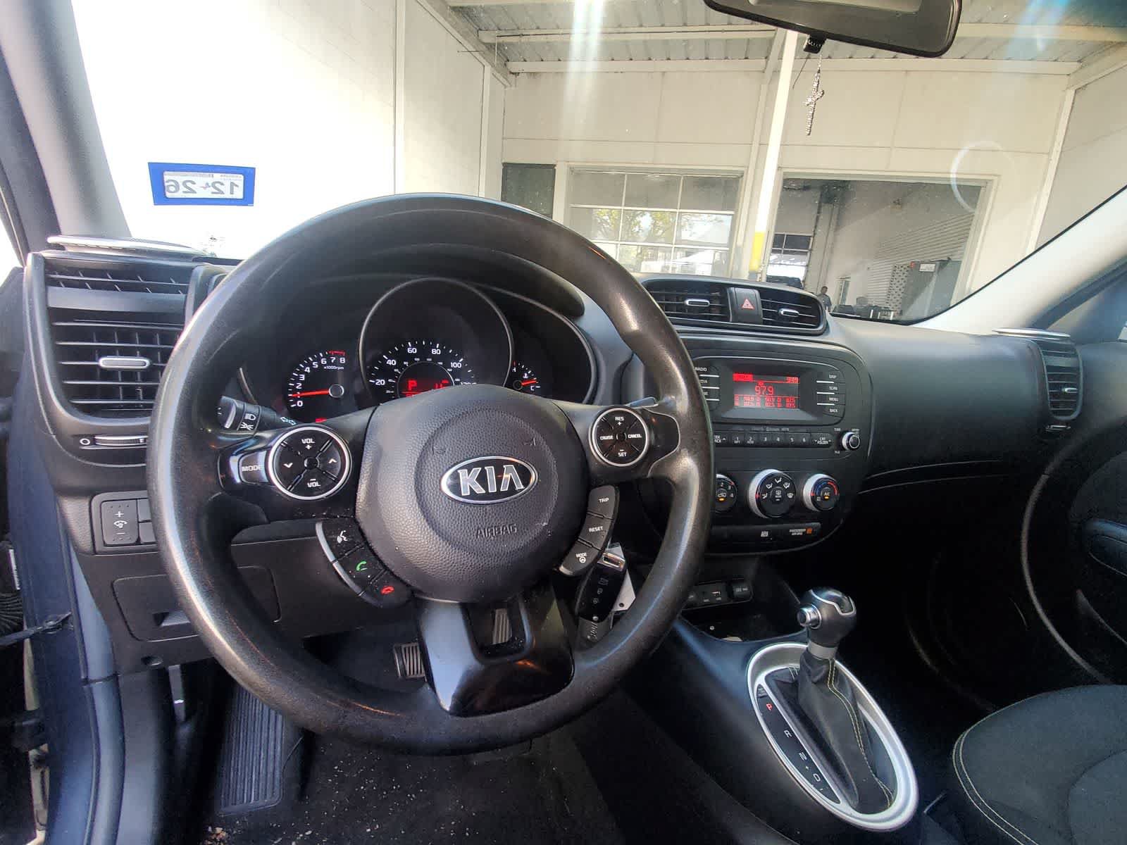 Used 2015 Kia Soul + FWD image 13