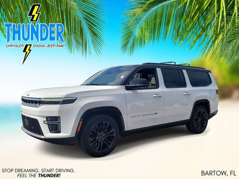 Used 2026 Jeep Grand Wagoneer L Summit w/ Premium Group III AWD/4WD image 2