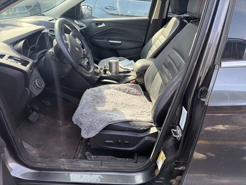 Used 2015 Ford Escape Titanium image 4