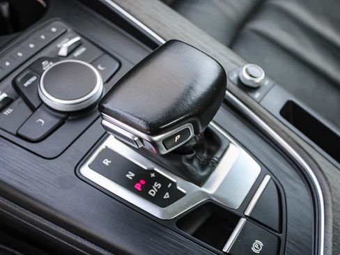 Used 2019 Audi A4 2.0T Premium FWD image 17