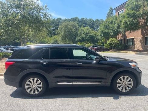 Used 2020 Ford Explorer Limited RWD image 6