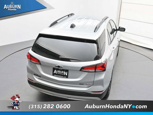 Used 2022 Chevrolet Equinox RS w/ Infotainment Package AWD/4WD image 29