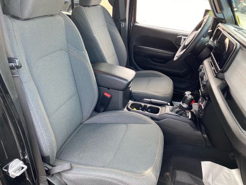 Used 2025 Jeep Wrangler Unlimited Sport S 4xe AWD/4WD image 25