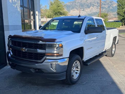 Used 2017 Chevrolet Silverado 1500 LT w/ True North Edition AWD/4WD image 11