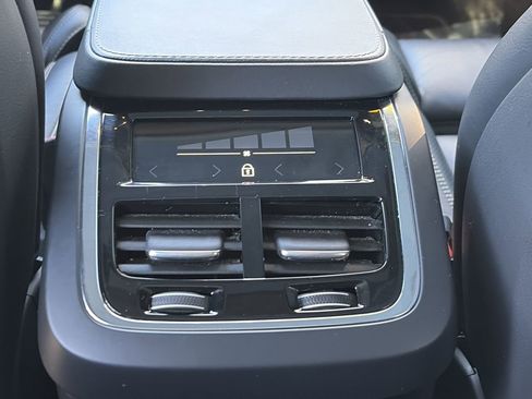 Used 2021 Volvo XC90 T6 R-Design w/ Protection Package Premier image 29