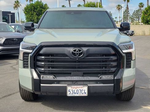 Used 2025 Toyota Tundra Limited AWD/4WD image 37