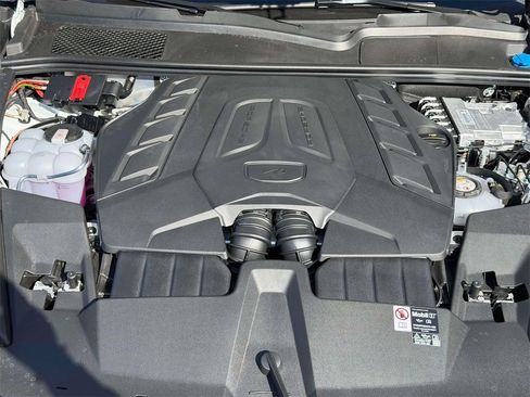 New 2026 Porsche Cayenne Turbo image 28