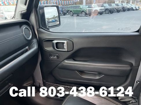 Used 2020 Jeep Gladiator Overland w/ Safety Group image 28