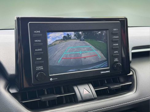 Used 2022 Toyota RAV4 XLE FWD image 34