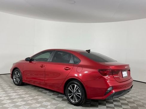 Used 2024 Kia Forte LXS FWD image 7
