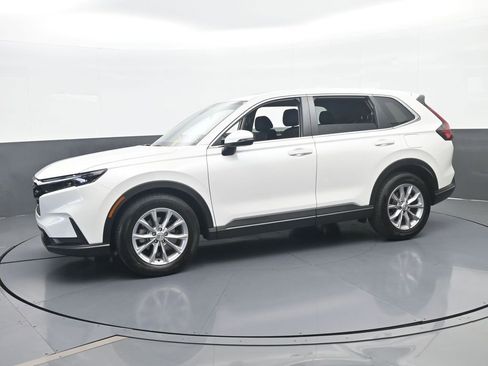 Used 2025 Honda CR-V EX image 2