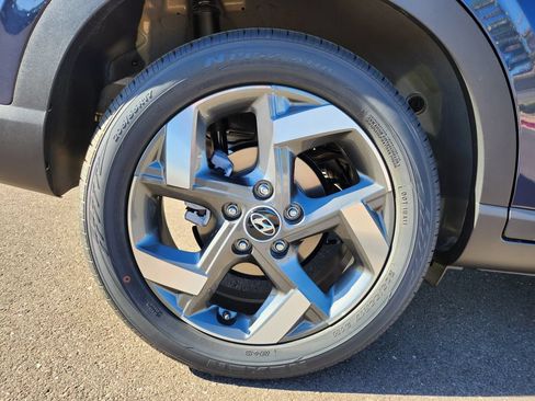 New 2026 Hyundai Venue SEL FWD image 33