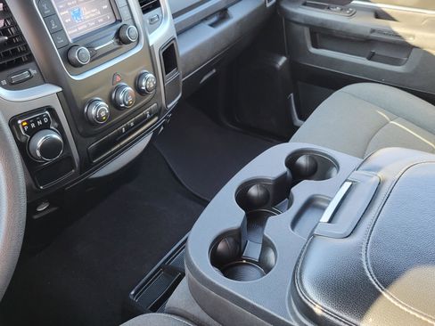 Used 2024 RAM 1500 Classic Warlock RWD image 28