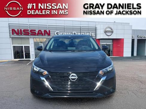 Used 2025 Nissan Sentra SV w/ All-Weather Package FWD image 2
