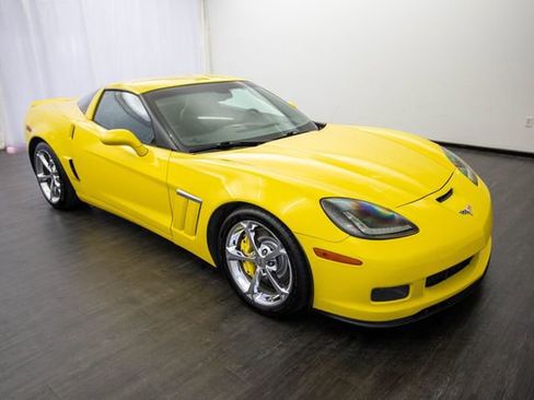 Used 2012 Chevrolet Corvette Grand Sport w/ 3LT Preferred Equipment Group image 2