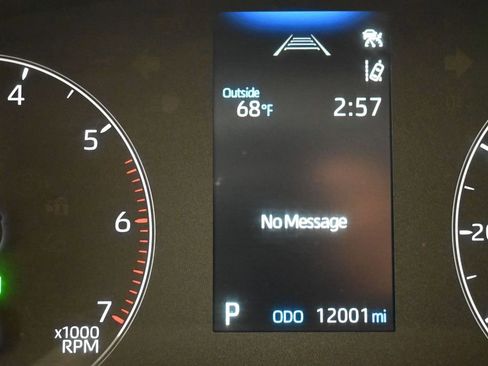 Certified 2024 Toyota Corolla LE AWD/4WD image 16