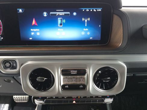 Used 2025 Mercedes-Benz G 550 image 15