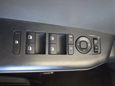 Used 2025 Kia K4 FWD image 10