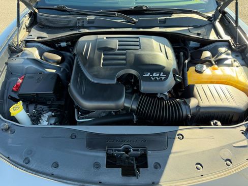 Used 2018 Dodge Charger GT image 17