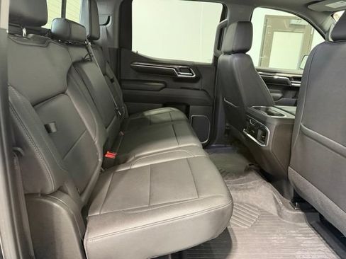 Used 2023 Chevrolet Silverado 1500 LTZ AWD/4WD image 25