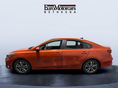 Used 2023 Kia Forte LXS FWD image 2
