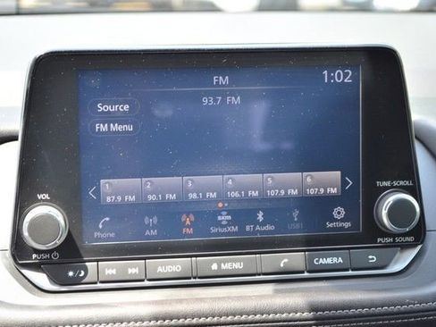 Used 2024 Nissan Rogue SV AWD/4WD image 31