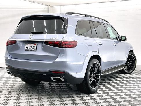 Used 2026 Mercedes-Benz GLS 450 4MATIC image 11
