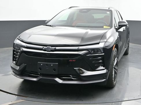 Used 2025 Chevrolet Blazer EV SS w/ Performance Package image 4