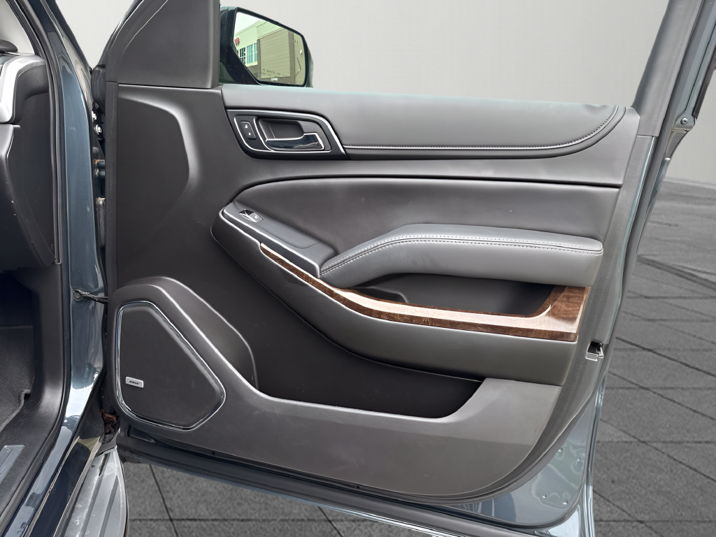 Used 2019 Chevrolet Tahoe LT RWD image 42
