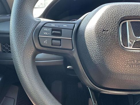 Certified 2025 Honda Accord SE image 13