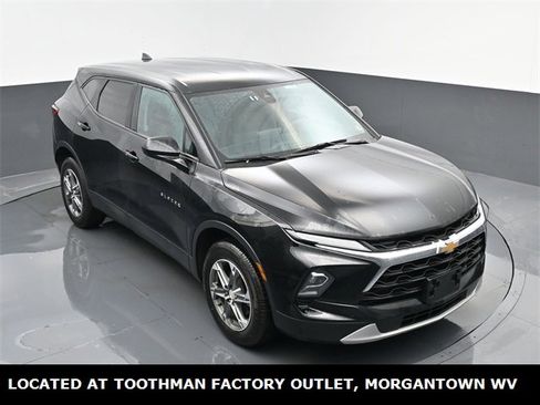 Used 2023 Chevrolet Blazer LT image 19