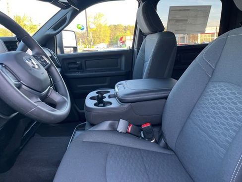 New 2026 RAM 2500 Tradesman AWD/4WD image 8