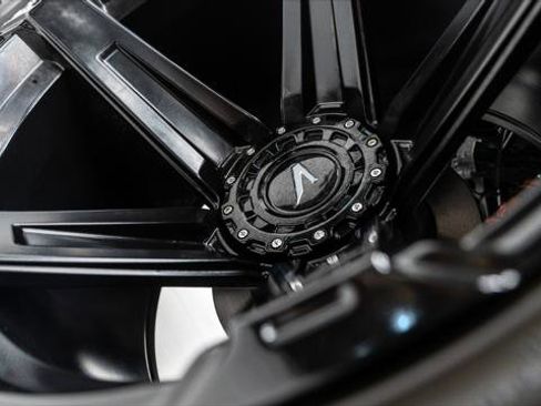 Used 2026 Jeep Wrangler Unlimited Sport image 13