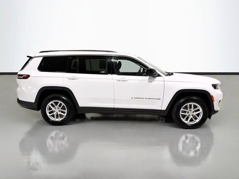 Used 2023 Jeep Grand Cherokee L Laredo AWD/4WD image 24