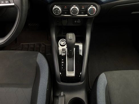Used 2025 Nissan Versa SV FWD image 14