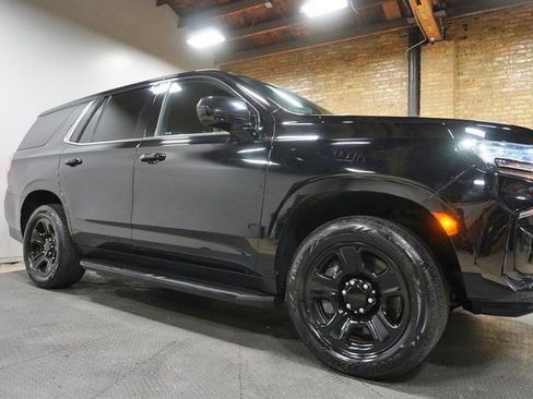 Used 2021 Chevrolet Tahoe 2WD w/ 1FL Safety Package image 8
