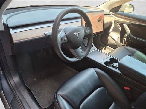 Used 2023 Tesla Model 3 Standard Range RWD image 10