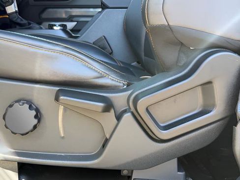 Used 2022 Ford Bronco Badlands image 31