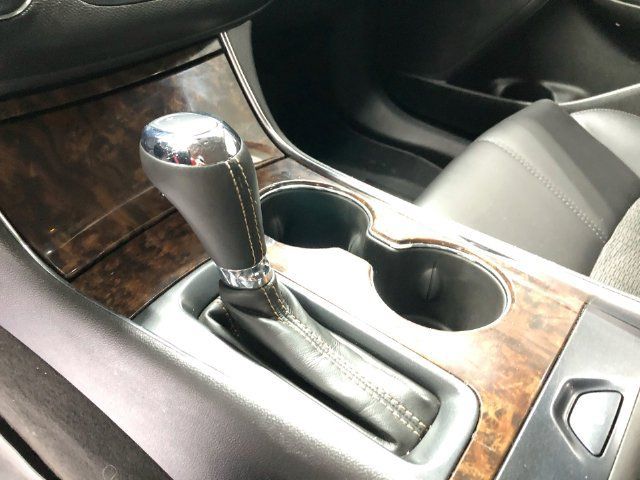 Used 2015 Chevrolet Impala LT FWD image 23