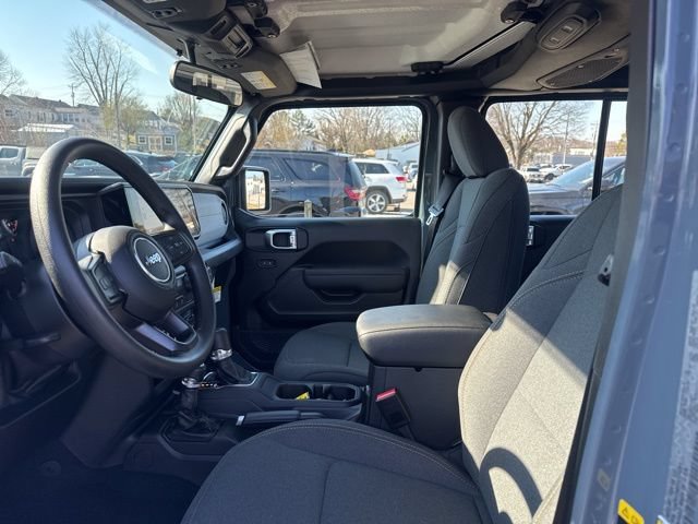 New 2026 Jeep Gladiator Sport AWD/4WD image 12