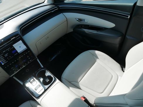 Certified 2023 Hyundai Tucson Limited w/ Cargo Package image 11